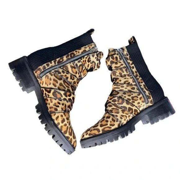 🐆 Dolce Vita Leopard Print Hair Combat Boots w/ Buckle Straps SZ 7 - Picture 9 of 9